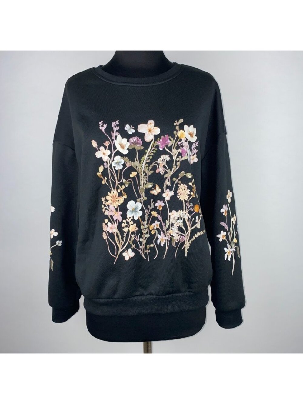 Shein Floral Butterfly Sweatshirt Womens S Graphic Print Front Sleeves Flowers